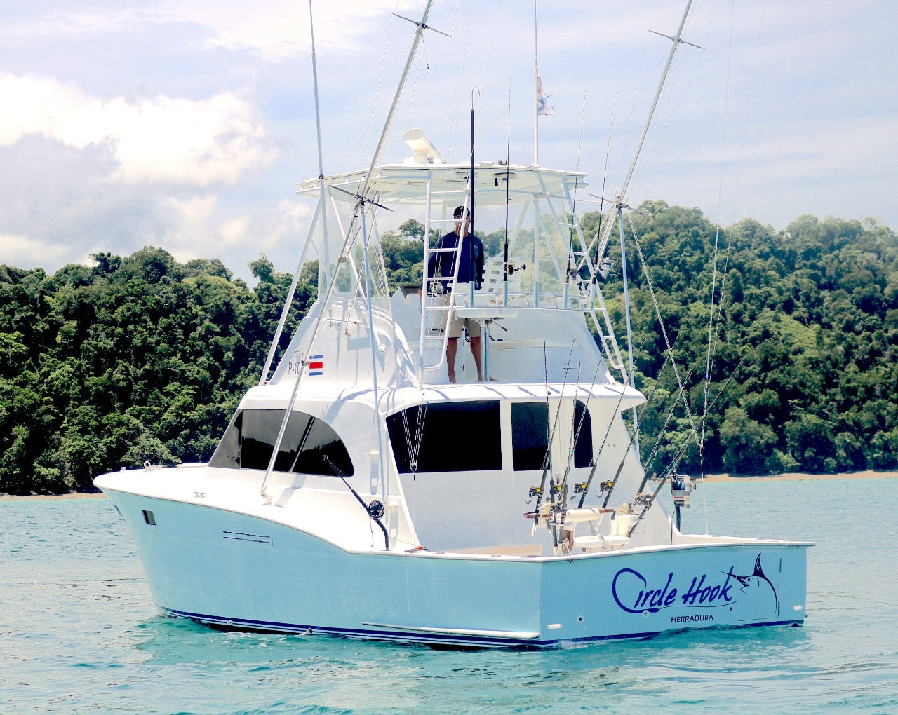 37' Sportfishing Boat